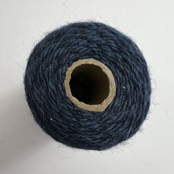 Maxwells Acrylic Macrame Cord 5 Ply 70 Yds Craft Crochet Knotting Knit Navy Blue - Picture 5 of 6